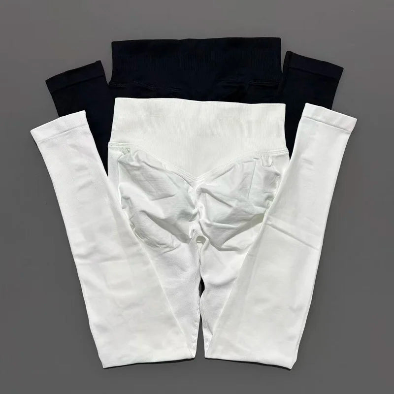 One-Piece Yoga Tights with Lift Effect